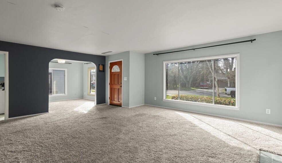 More Photos Of 635 Saint John St, Pleasanton Multifamily For Sale