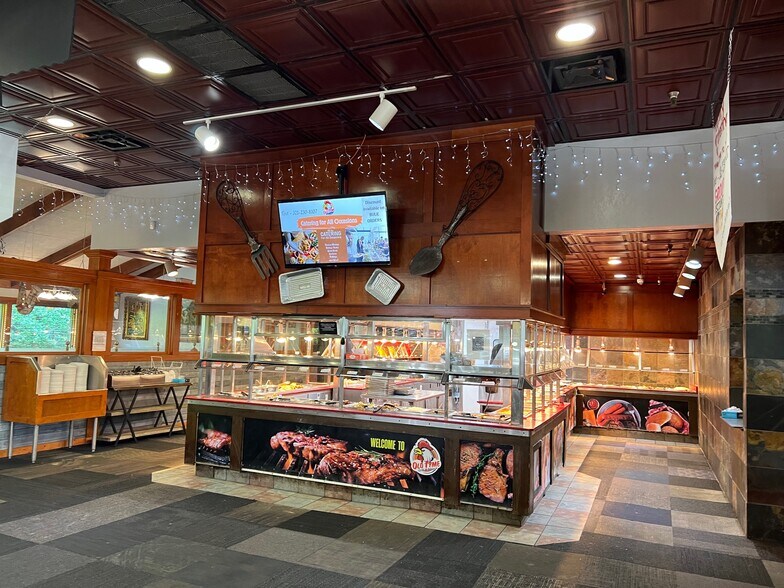 More Photos Of 8465 Tara Blvd, Jonesboro Restaurant For Sale