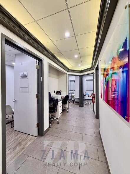 More Photos Of 866 Eastern Pky, Brooklyn Apartments For Lease