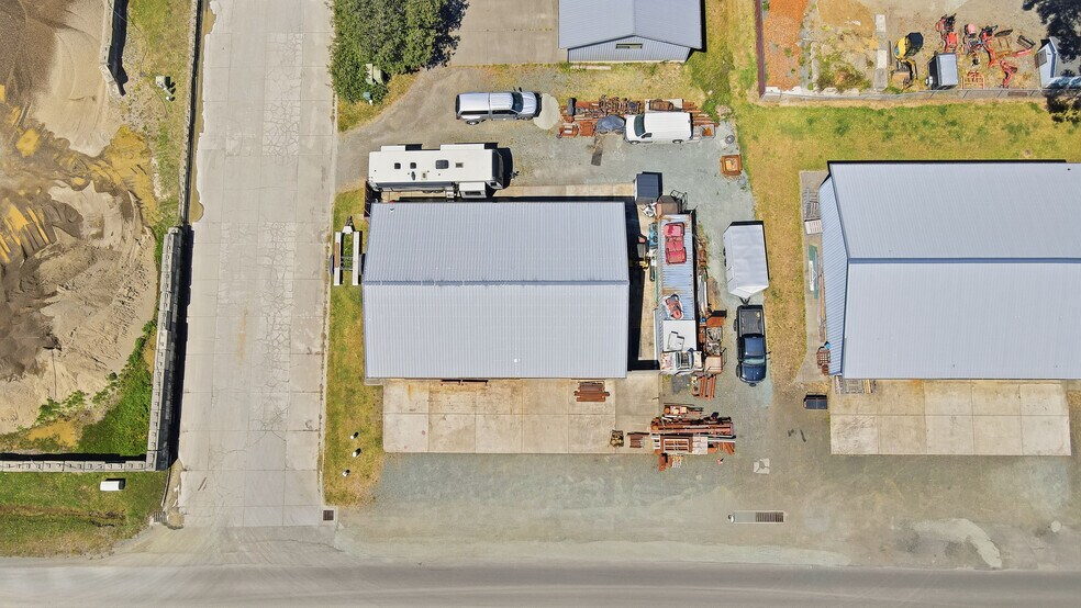 More Photos Of 55374 Rosa Rd, Bandon Manufacturing For Sale