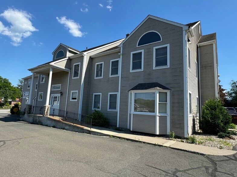 More Photos Of 2257 Silas Deane Hwy, Rocky Hill Medical For Lease