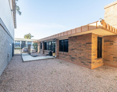 More Photos Of 4717 E McDowell Rd, Phoenix Office For Sale