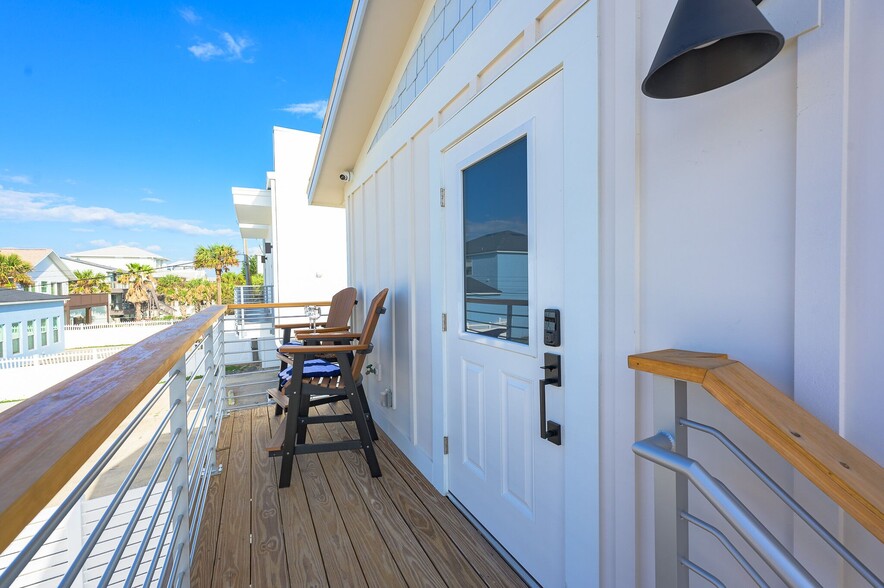 More Photos Of 701 N Ocean Shore Blvd, Flagler Beach Office Residential For Sale