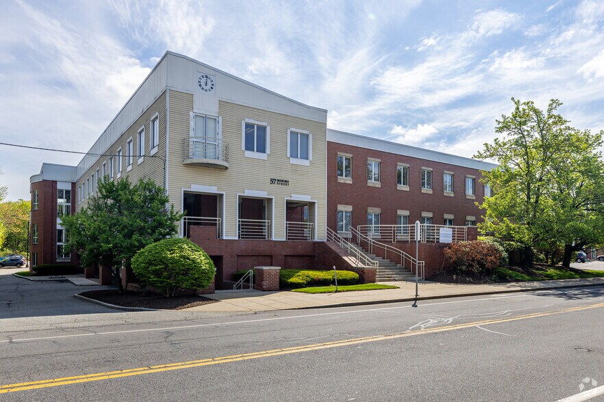 Primary Photo Of 57 Bedford St, Lexington Medical For Lease