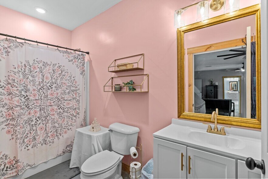 More Photos Of 11179 County Road 1, Enterprise Flex For Sale