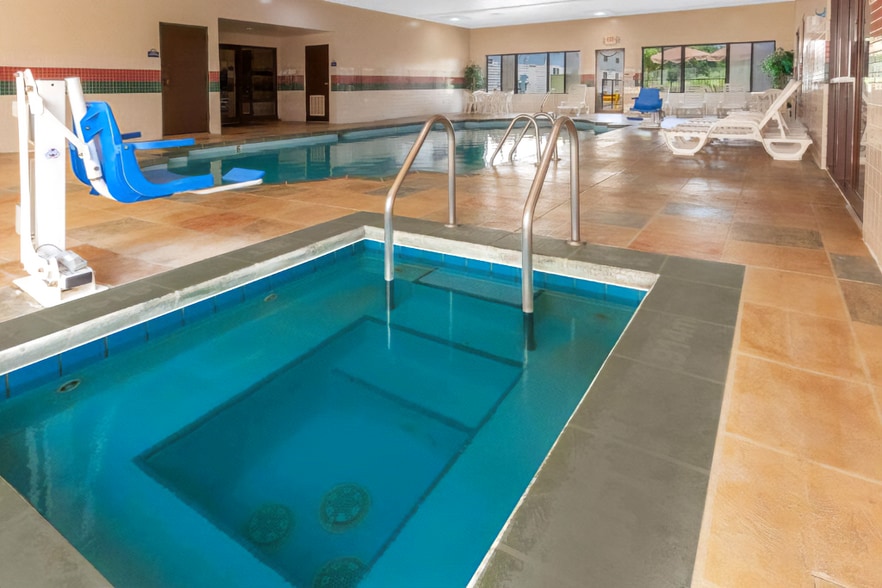 More Photos Of 11410 State Route 250, Milan Hotel For Sale