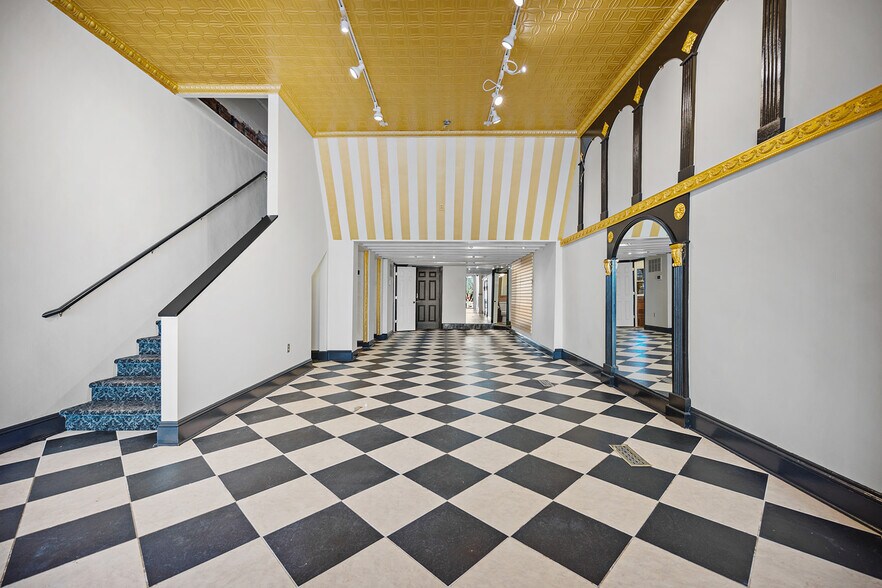 More Photos Of 43 Main St, Clinton Township Storefront For Sale