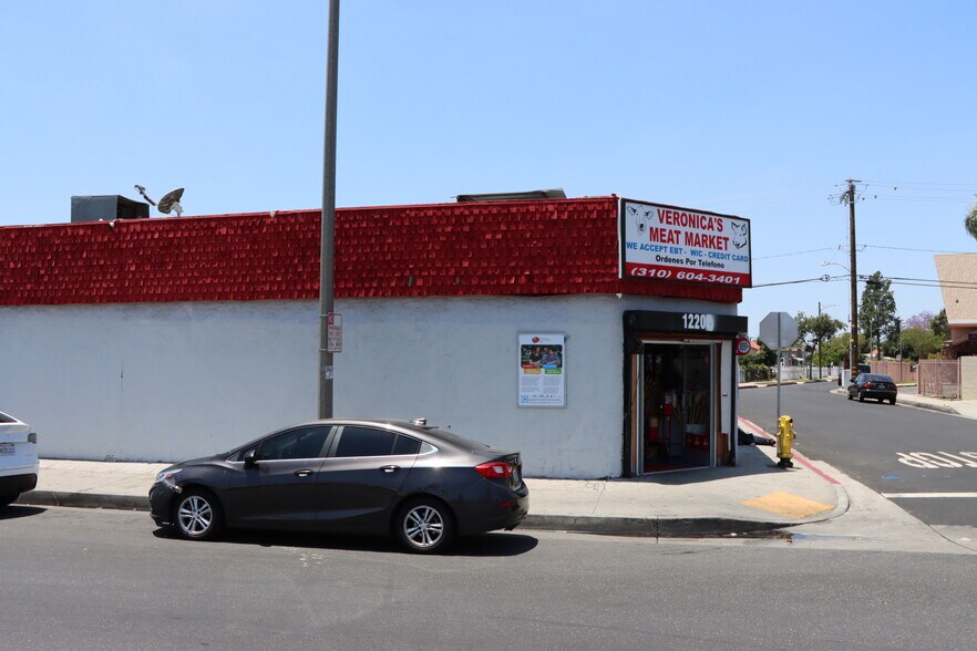 More Photos Of 12203 Long Beach Blvd, Lynwood General Retail For Sale