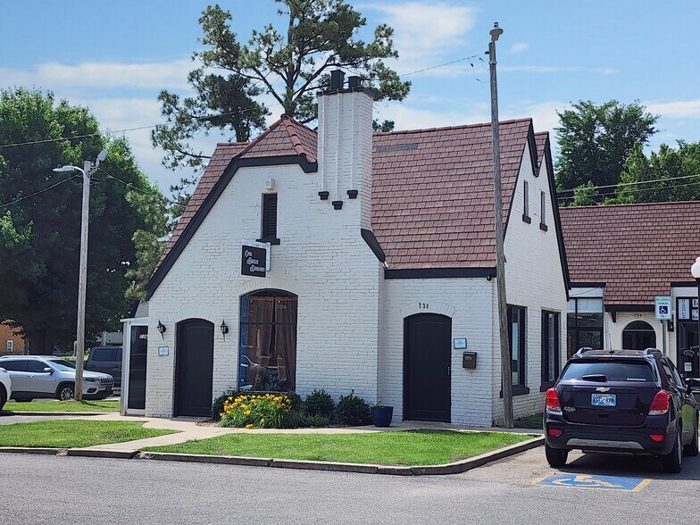 Primary Photo Of 718-744 Culbertson Dr, Oklahoma City Unknown For Sale