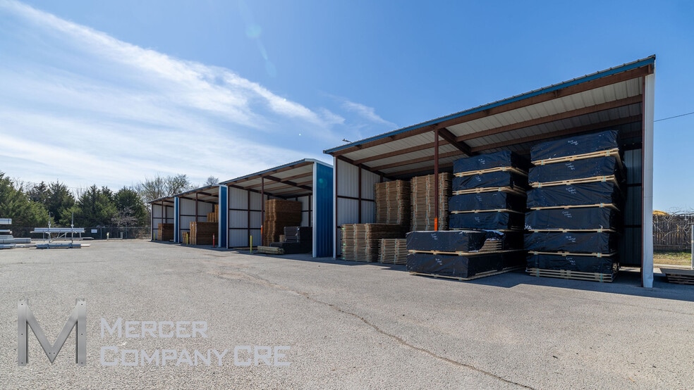 More Photos Of 8146 SW 15th St, Oklahoma City Truck Terminal For Lease