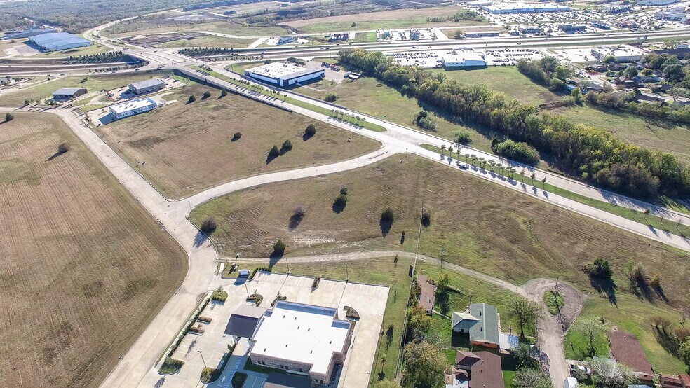 More Photos Of 00 Commerce Way, Kaufman Land For Sale