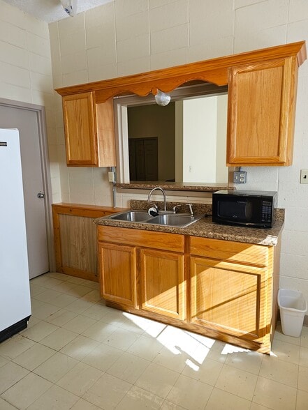 More Photos Of 10810 TN-59, Burlison Religious Facility For Sale