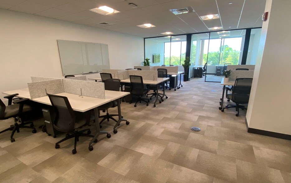 More Photos Of 500 Unicorn Park Dr, Woburn Coworking Space