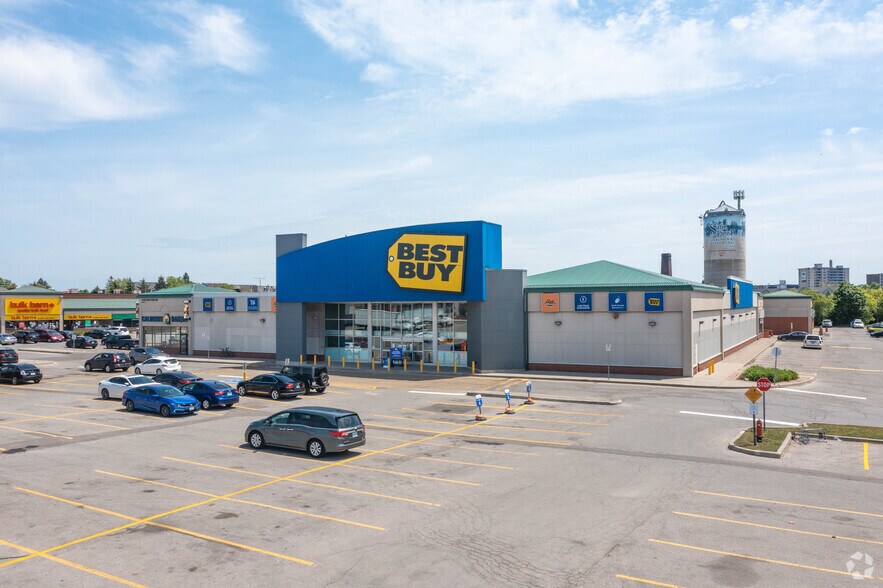 More Photos Of 2625 Weston Rd, Toronto Unknown For Lease