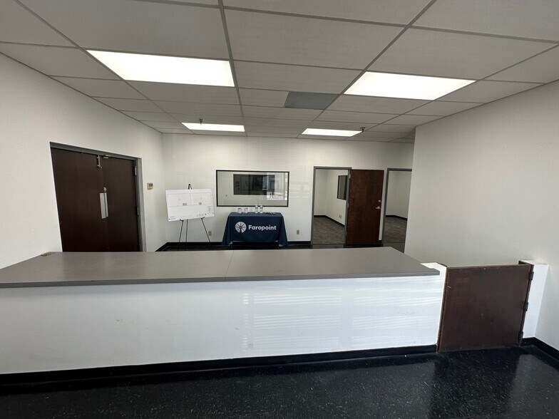 More Photos Of 4319-4363 Delp St, Memphis Distribution For Lease