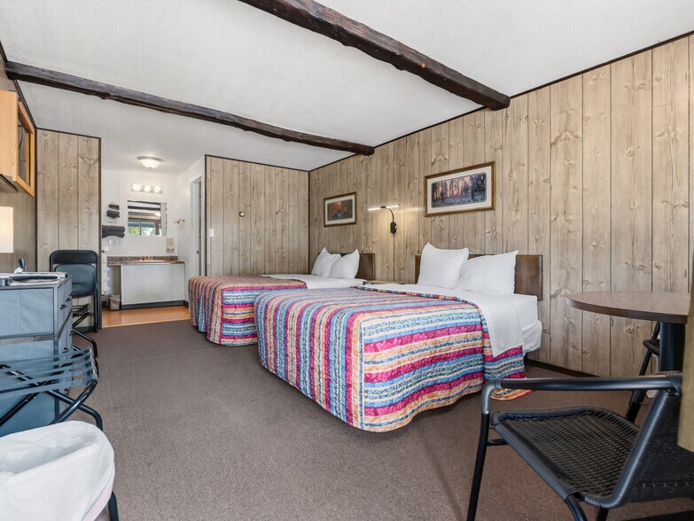 More Photos Of 16154 US 63 Hwy, Hayward Hotel For Sale