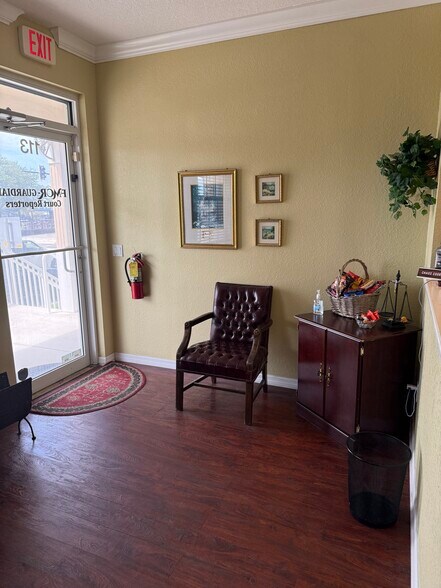 More Photos Of 122 Nesbit St, Punta Gorda Office For Lease