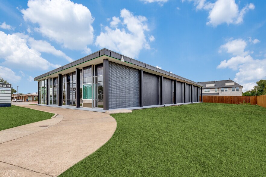 More Photos Of 2824 Valley View Ln, Farmers Branch Medical For Lease