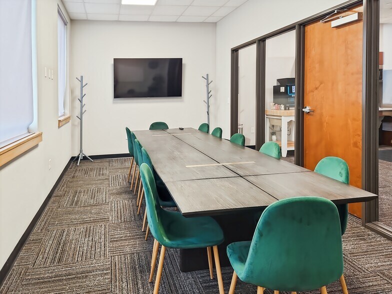 More Photos Of 13701 Woodway Dr, Woodway Coworking Space