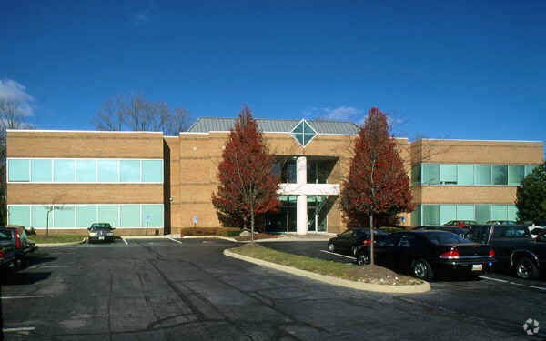 More Photos Of 4930 Bradenton Ave, Dublin Medical For Lease