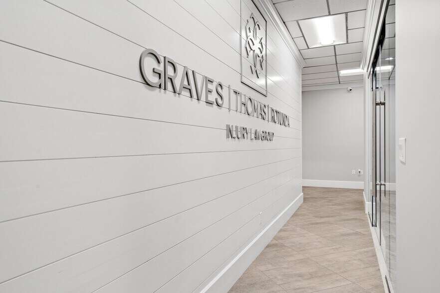 More Photos Of 2651 20th St, Vero Beach Medical For Sale