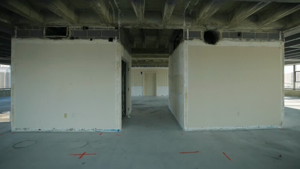 Primary Photo Of 900 Lee St E, Charleston Apartments For Sale