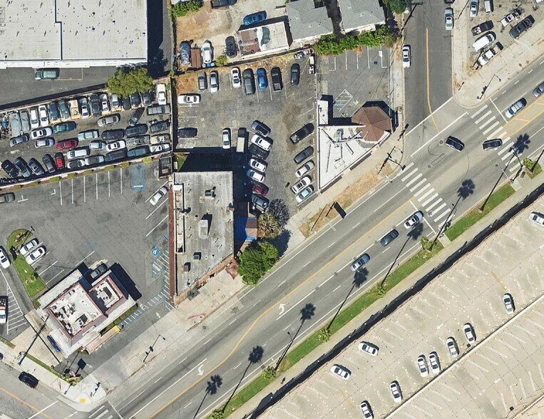 More Photos Of 1141 N Mission Rd, Los Angeles Apartments For Sale