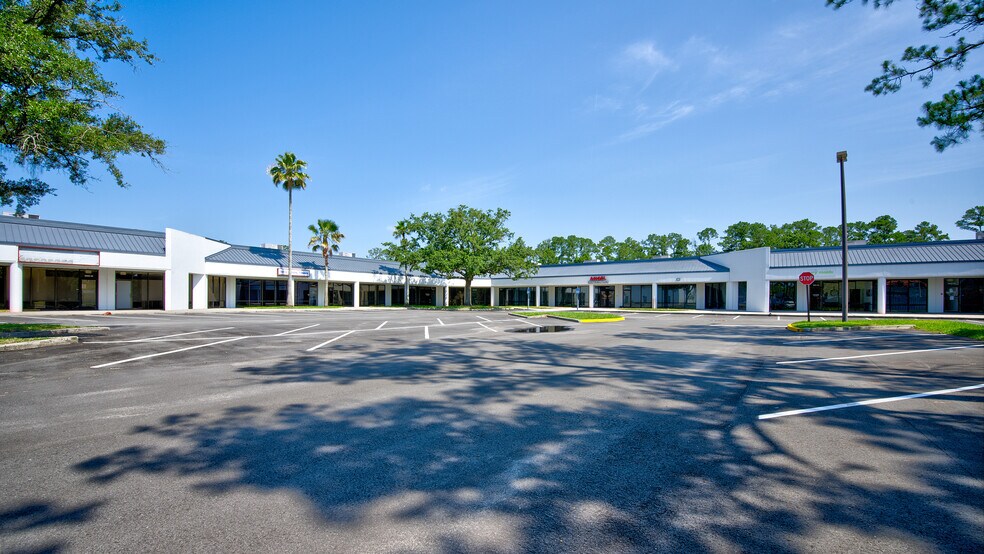 More Photos Of 8535 Baymeadows Rd, Jacksonville Unknown For Lease