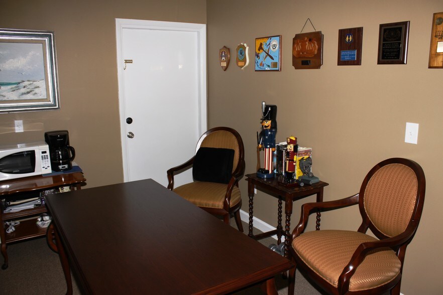More Photos Of 225 Main St, Destin Office Residential For Lease