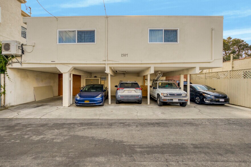 More Photos Of 1507 Berkeley St, Santa Monica Apartments For Sale