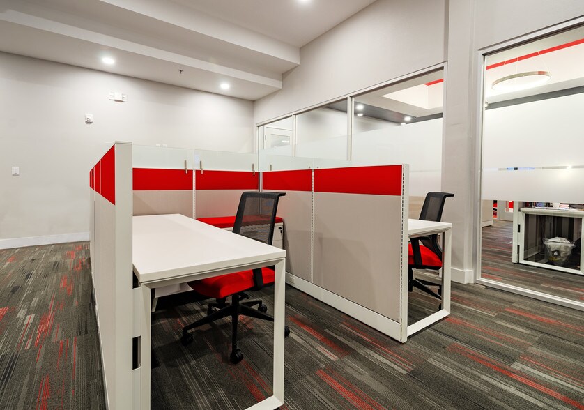 More Photos Of 6827 Communications Pky, Plano Medical For Lease