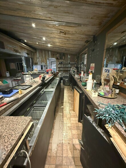 More Photos Of 334 Main St, Fort Lupton General Retail For Sale