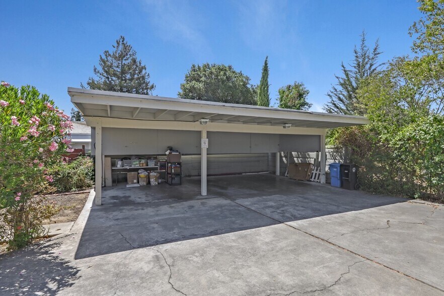 More Photos Of 2120 Williams St, Palo Alto Apartments For Sale