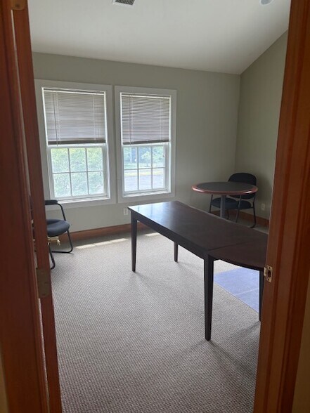 More Photos Of 330 Farm Ln, Doylestown Office For Lease