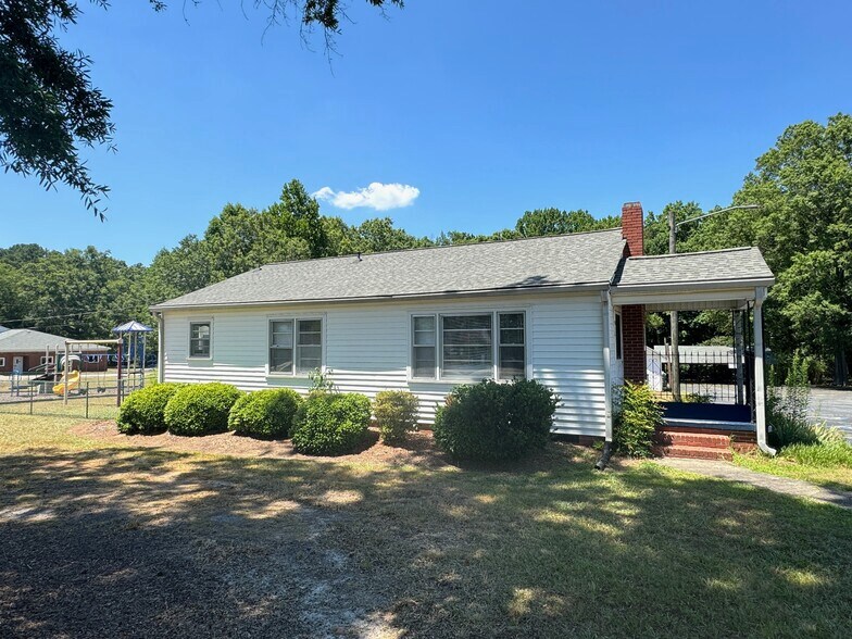 More Photos Of 5061 Austell-Powder Springs Rd, Clarkdale Religious Facility For Sale