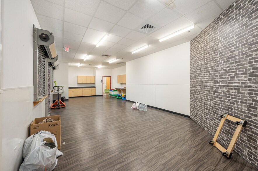 More Photos Of 10030 Callabridge Ct, Charlotte Freestanding For Sale