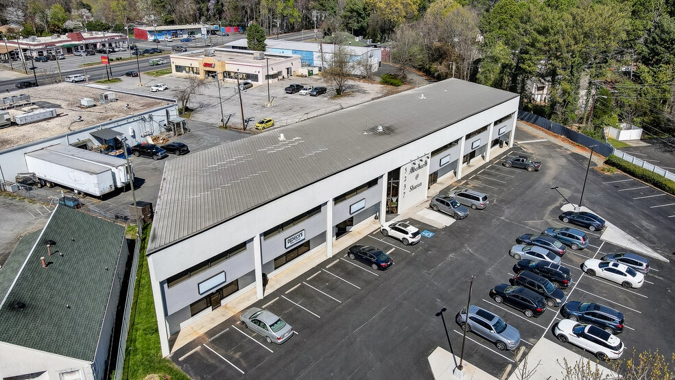 More Photos Of 5237 Albemarle Rd, Charlotte Storefront Retail Office For Lease