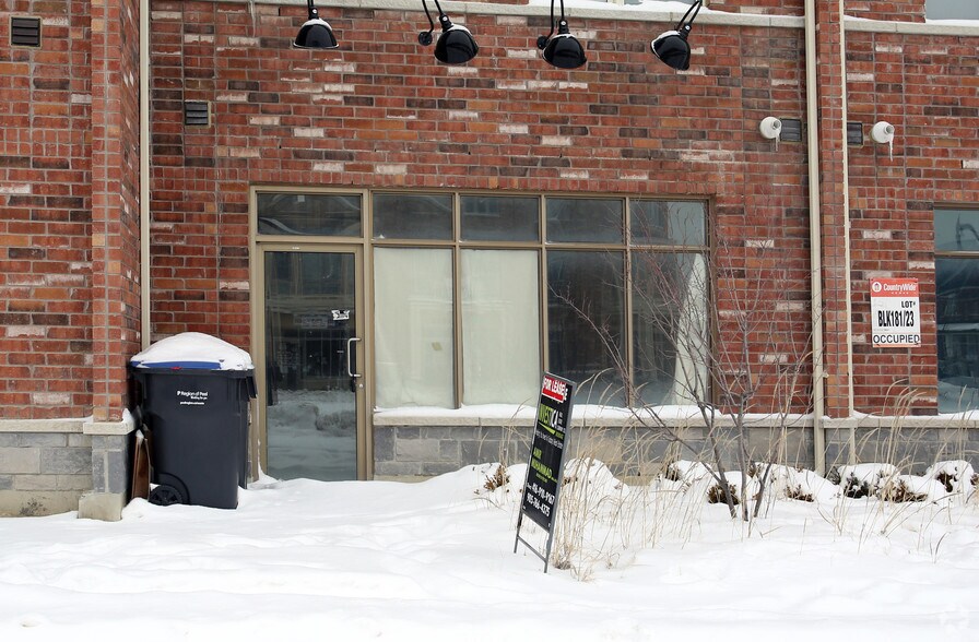 More Photos Of 138-152 Inspire Blvd, Brampton Storefront Retail Residential For Sale