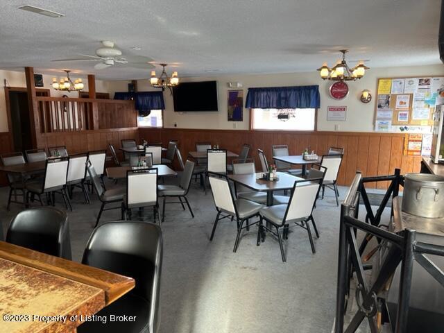 More Photos Of 22 Main St W, Dunn Center Restaurant For Sale