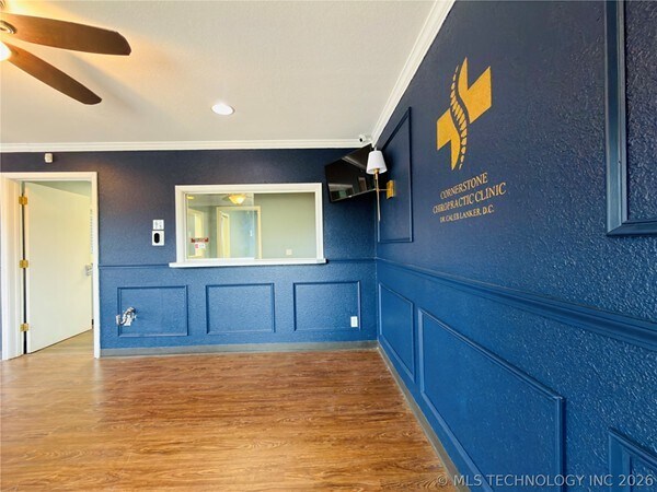 More Photos Of 1002 E Cherry St, Cushing Medical For Sale