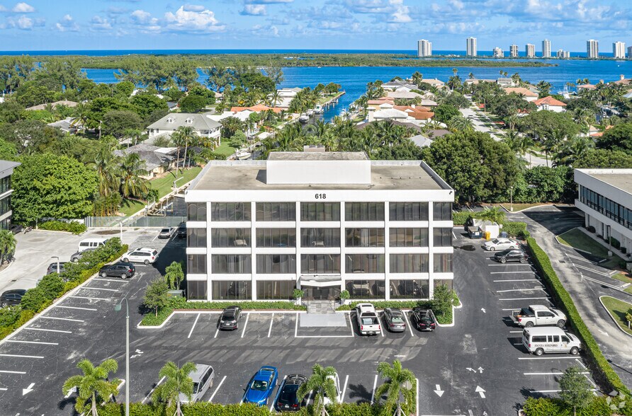 More Photos Of 618 US Highway 1, North Palm Beach Medical For Lease