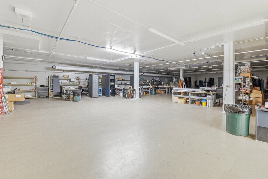 More Photos Of 424 E Oshkosh St, Ripon Manufacturing For Sale