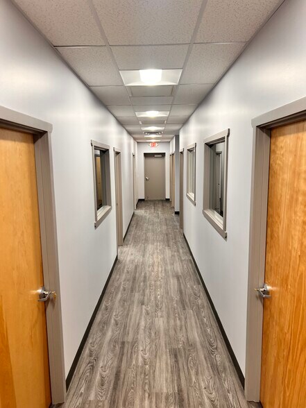 More Photos Of 3700 Fruitvale Blvd, Yakima Office For Lease