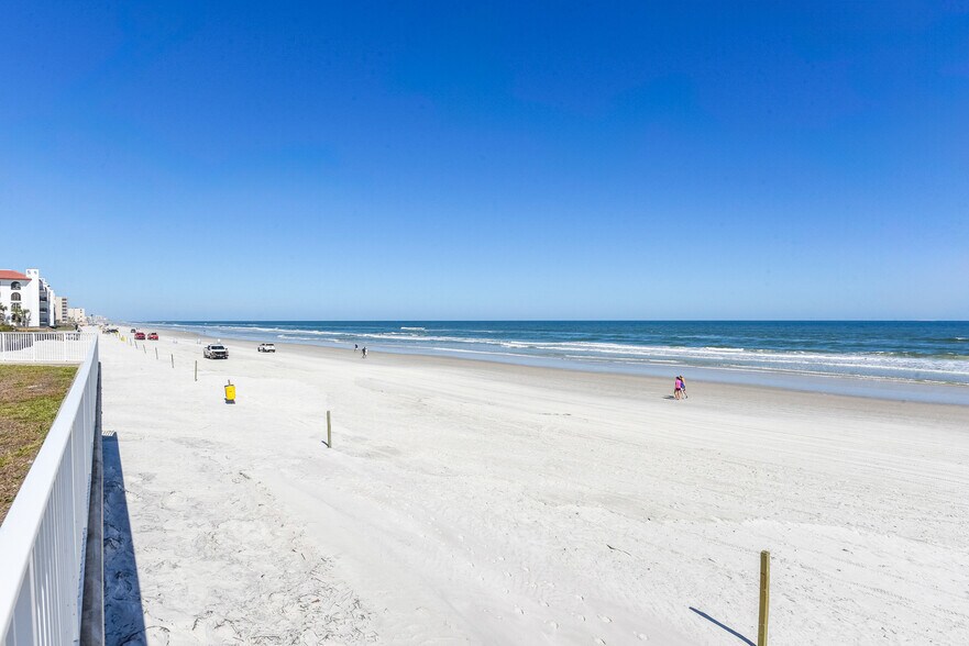 More Photos Of 3201 Hill St, New Smyrna Beach Hotel For Sale