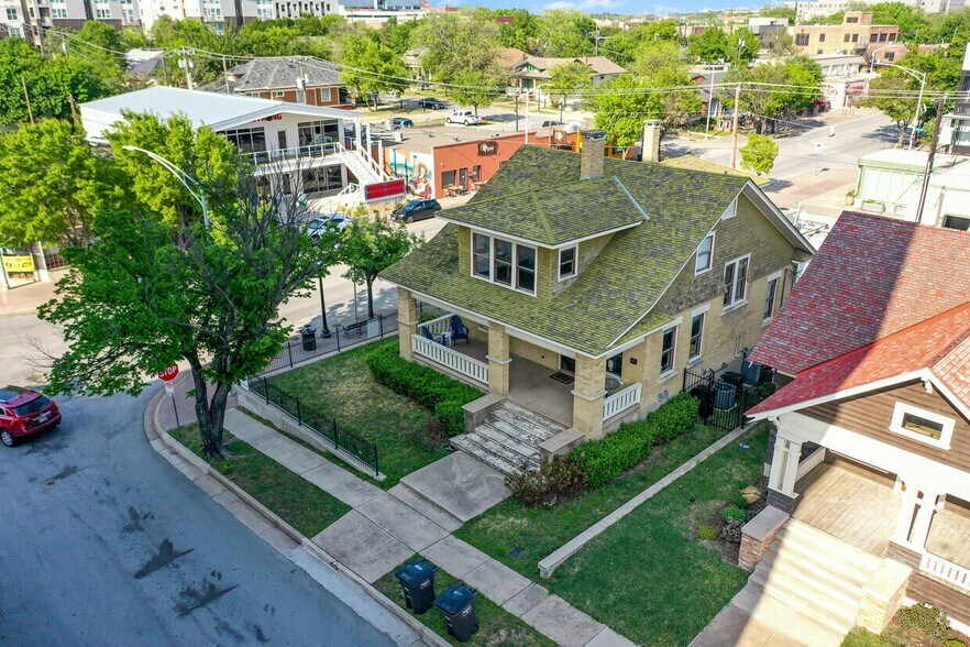 More Photos Of 1301 Hurley Ave, Fort Worth Storefront Retail Office For Lease