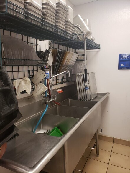 More Photos Of 1860-1868 Centre St, West Roxbury General Retail For Sale