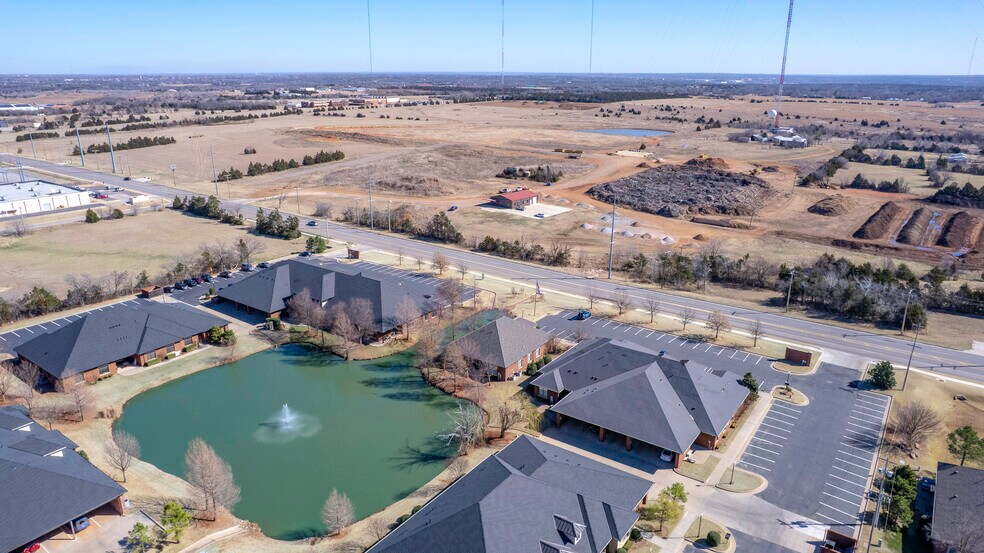 More Photos Of 9433 N Kelley Ave, Oklahoma City Office For Sale