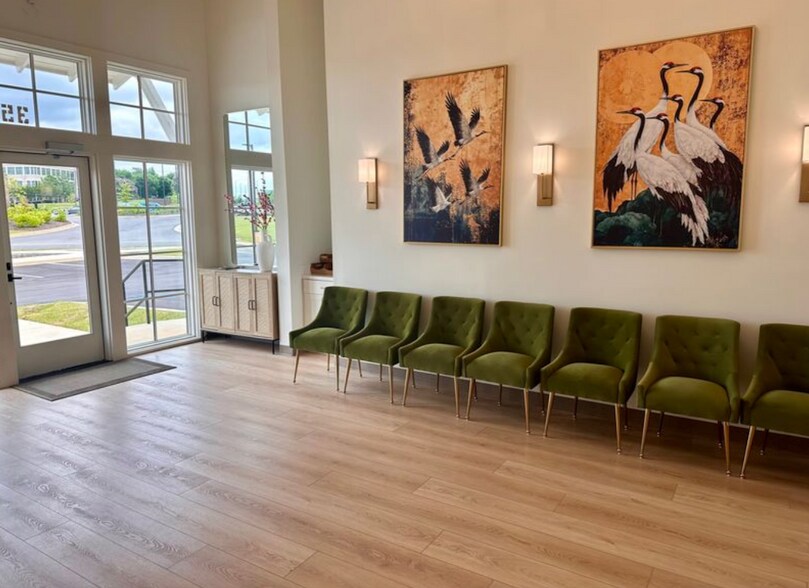 More Photos Of 351 John Henry Way, Madison Medical For Lease