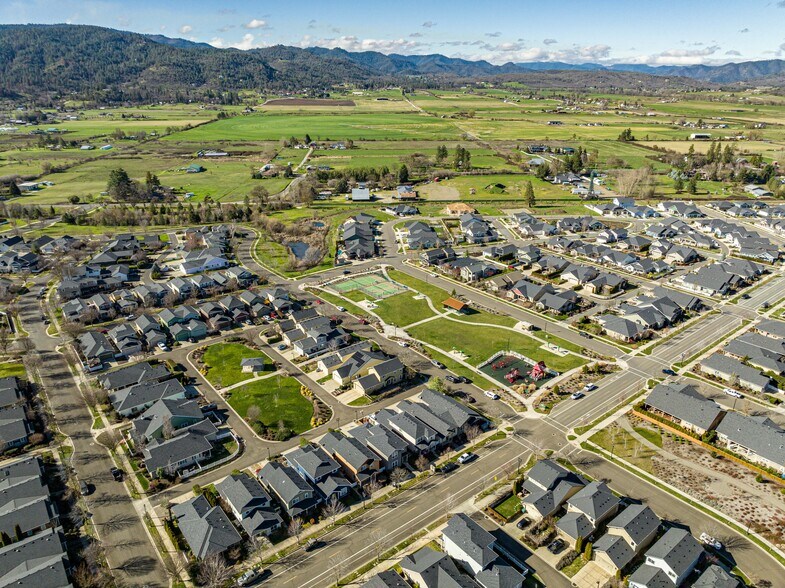 More Photos Of 0 Boulder Ridge St, Central Point Land For Sale