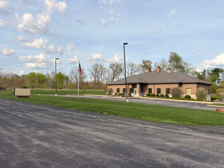 More Photos Of 60267 Century Dr, Cassopolis Office For Lease